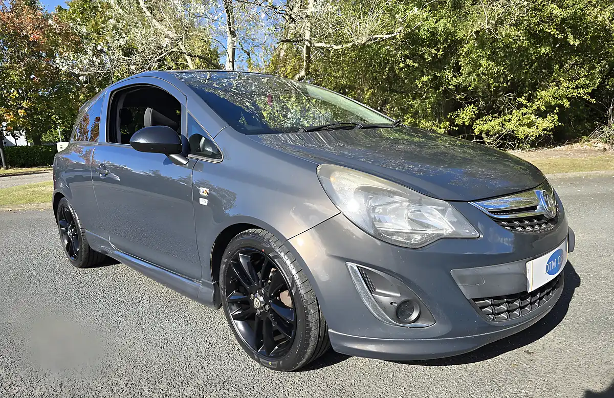 Used 2014 Vauxhall Corsa Limited Edition Grey - Interior and Exterior details 19
