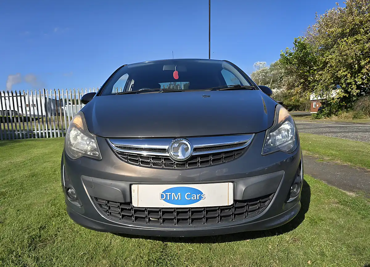 Used 2014 Vauxhall Corsa Limited Edition Grey - Interior and Exterior details 8