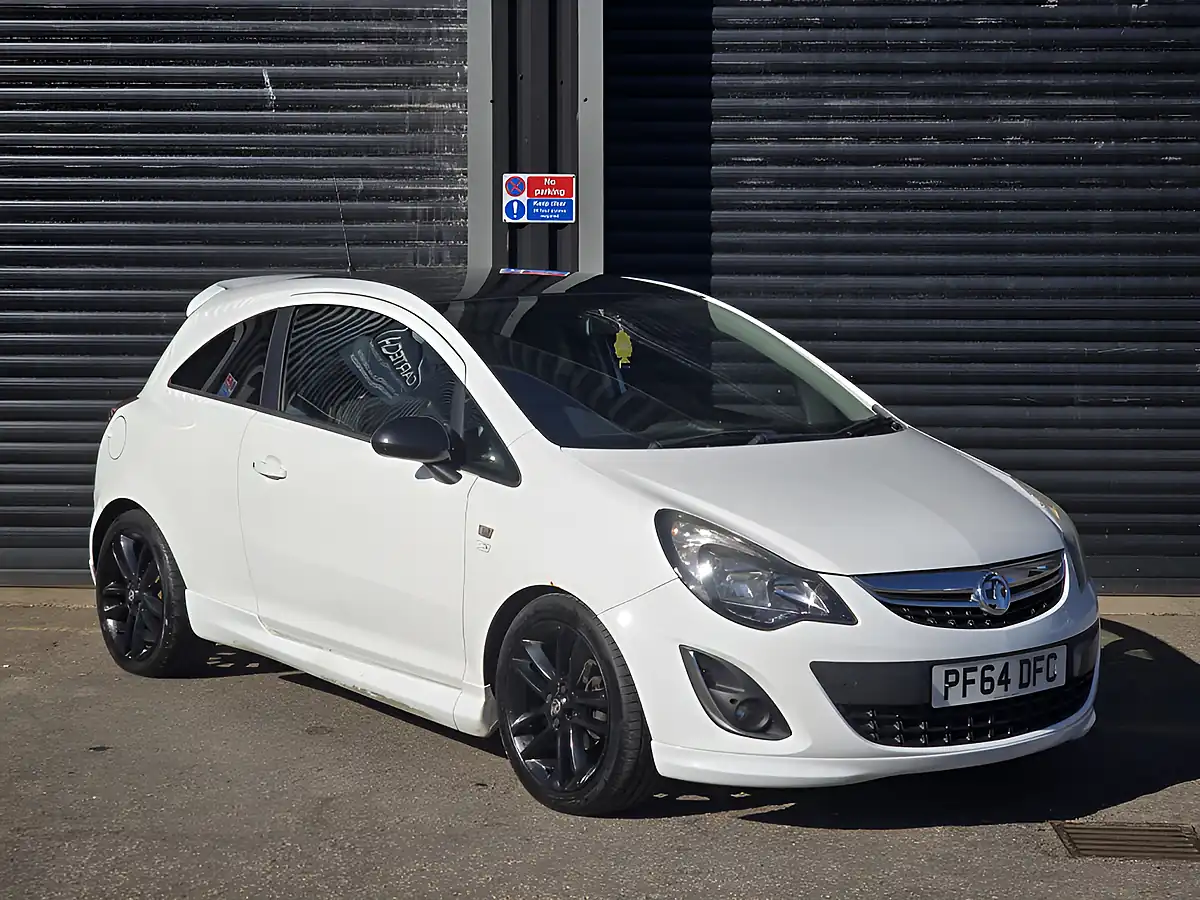 Used 2014 Vauxhall Corsa Limited Edition White - Front View