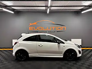 Used 2014 Vauxhall Corsa Limited Edition White - Interior and Exterior details 8
