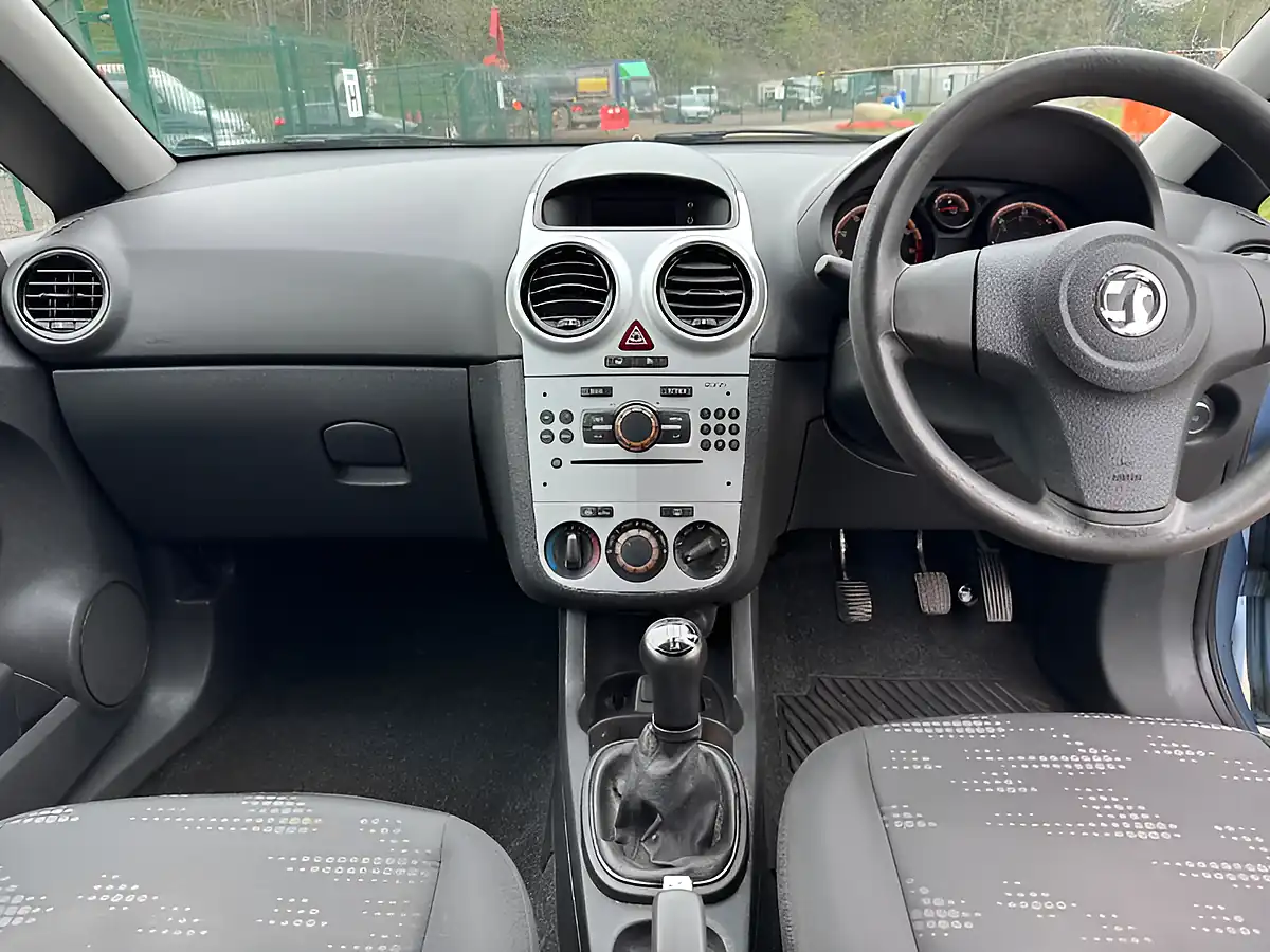 Used 2014 Vauxhall Corsa S Blue - Interior and Exterior details 8