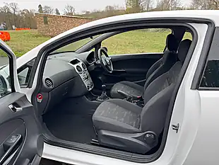 Used 2014 Vauxhall Corsa S White - Interior and Exterior details 9