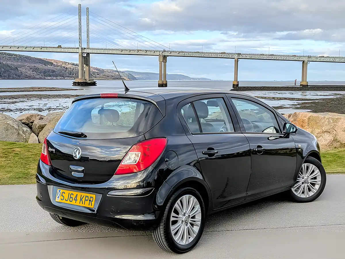 Used 2014 Vauxhall Corsa Se Black - Interior and Exterior details 5