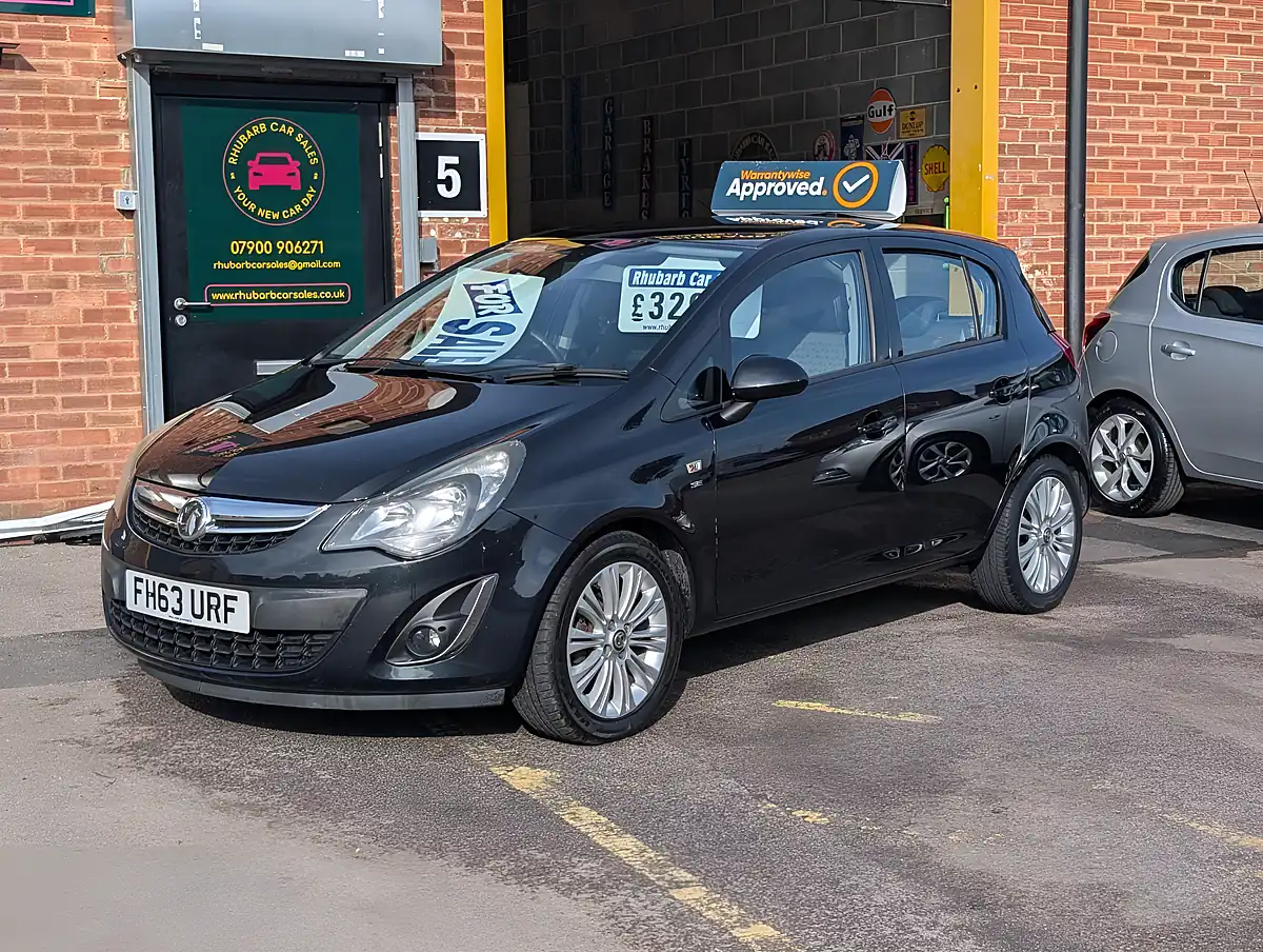 Used 2014 Vauxhall Corsa Se Black - Interior and Exterior details 2