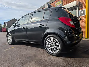 Used 2014 Vauxhall Corsa Se Black - Interior and Exterior details 3