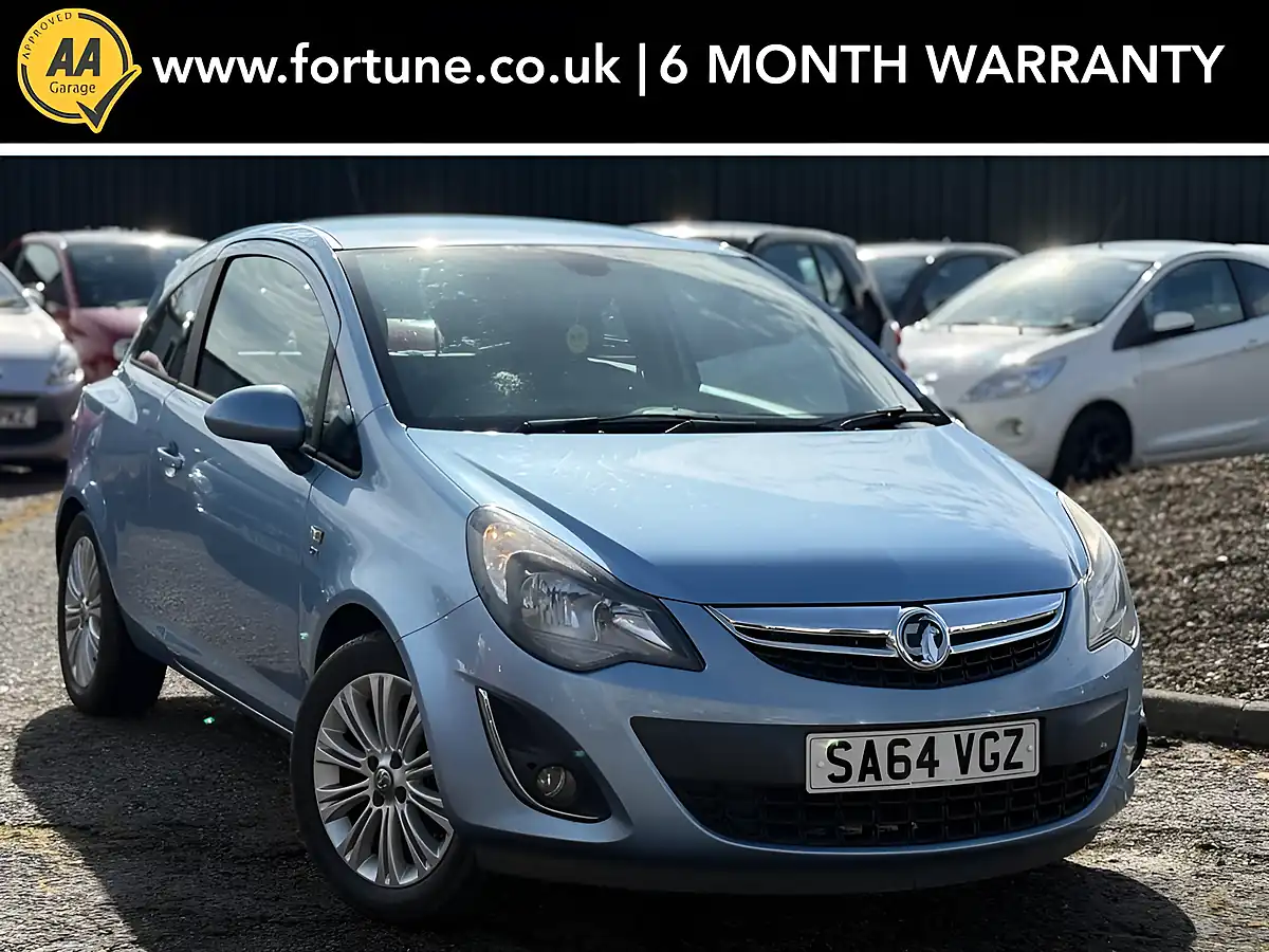 Used 2014 Vauxhall Corsa Se Blue - Front View