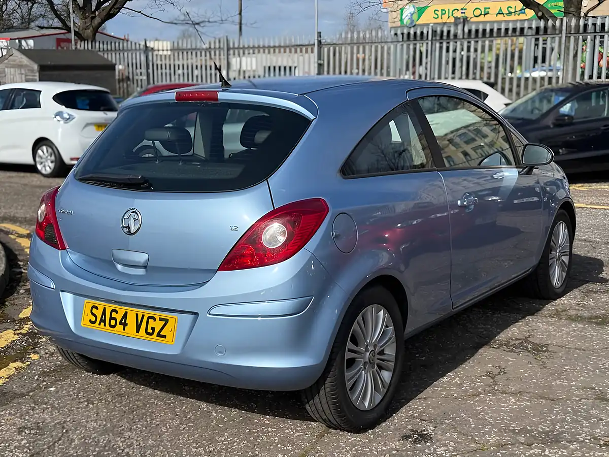 Used 2014 Vauxhall Corsa Se Blue - Interior and Exterior details 5