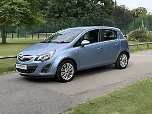 Used 2014 Vauxhall Corsa Se Blue - Interior and Exterior details 3
