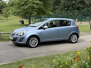 Used 2014 Vauxhall Corsa Se Blue - Interior and Exterior details 4