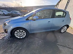 Used 2014 Vauxhall Corsa Se Blue - Interior and Exterior details 19