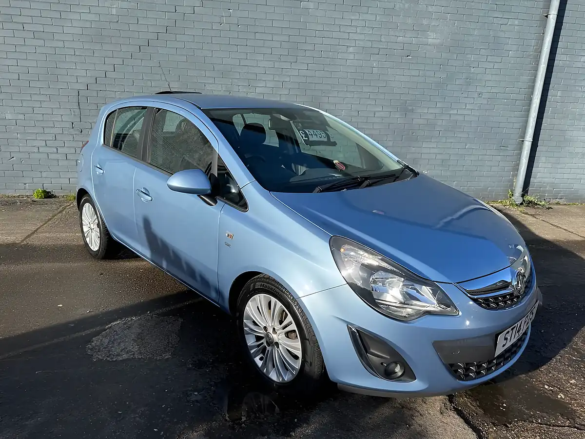 Used 2014 Vauxhall Corsa Se Blue - Interior and Exterior details 3