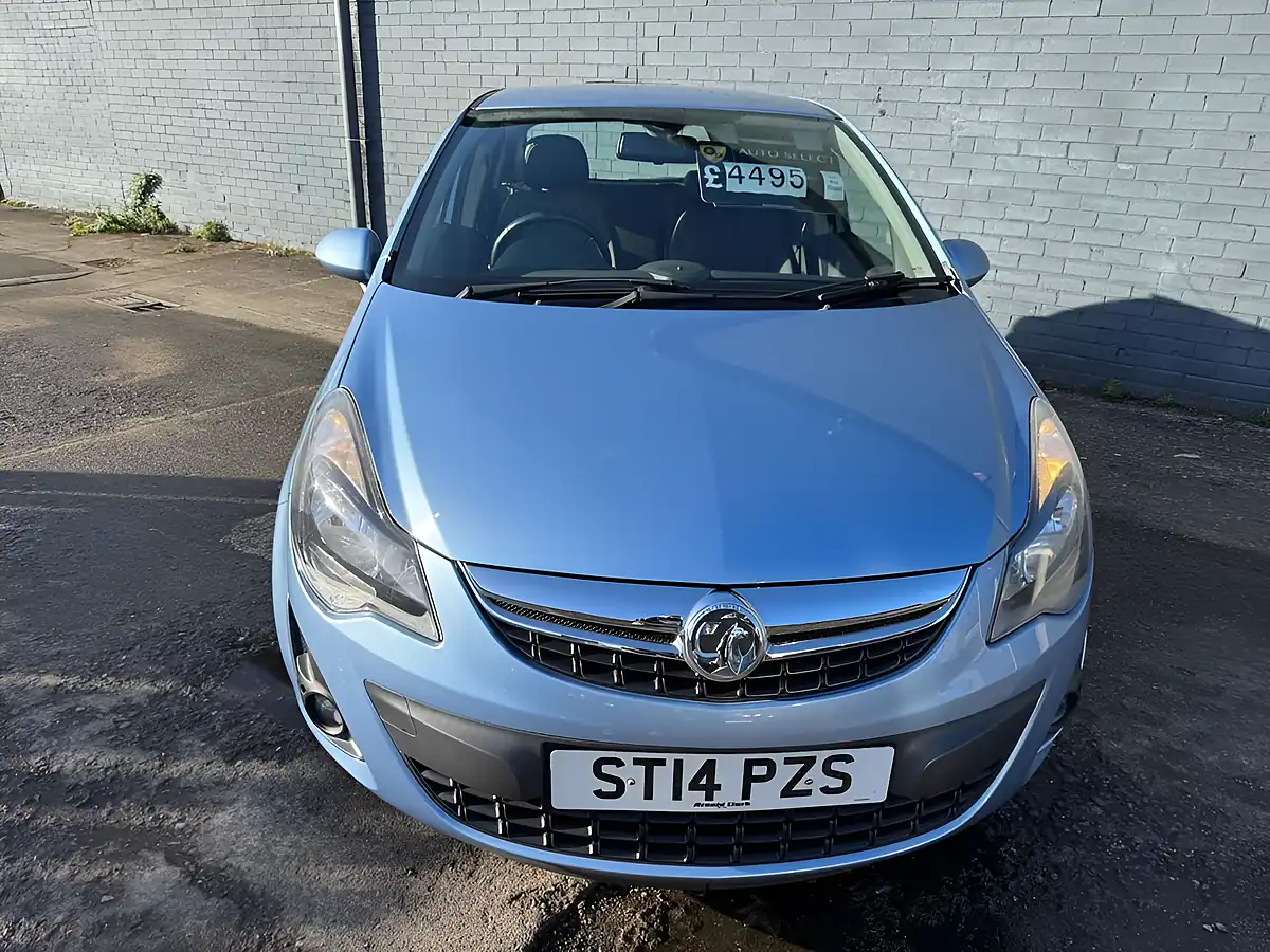 Used 2014 Vauxhall Corsa Se Blue - Interior and Exterior details 5