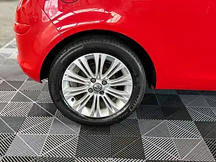 Used 2014 Vauxhall Corsa Se Red - Interior and Exterior details 13