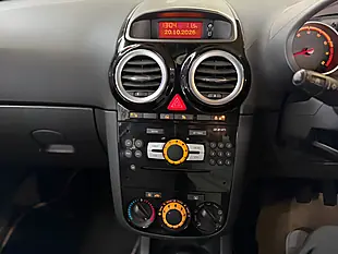 Used 2014 Vauxhall Corsa Se Red - Interior and Exterior details 18