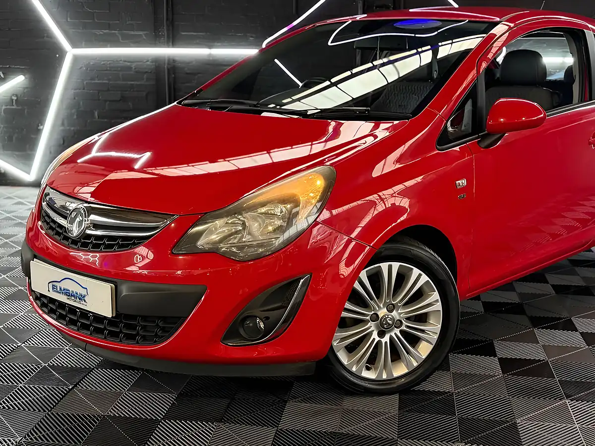 Used 2014 Vauxhall Corsa Se Red - Interior and Exterior details 2