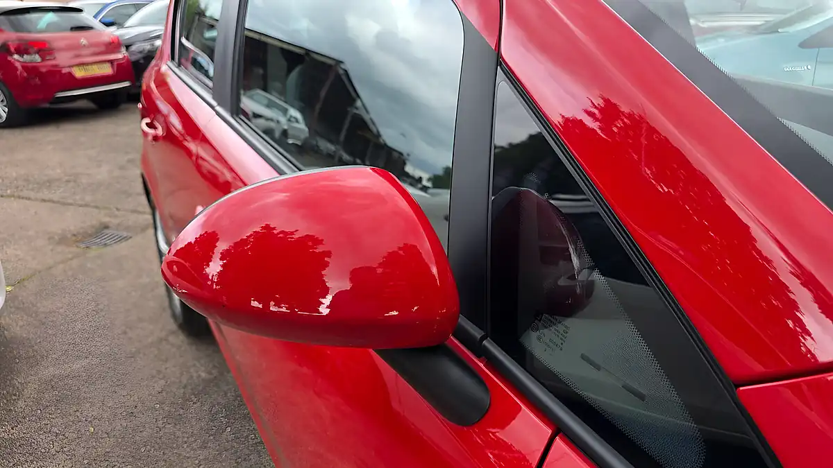 Used 2014 Vauxhall Corsa Se Red - Interior and Exterior details 11