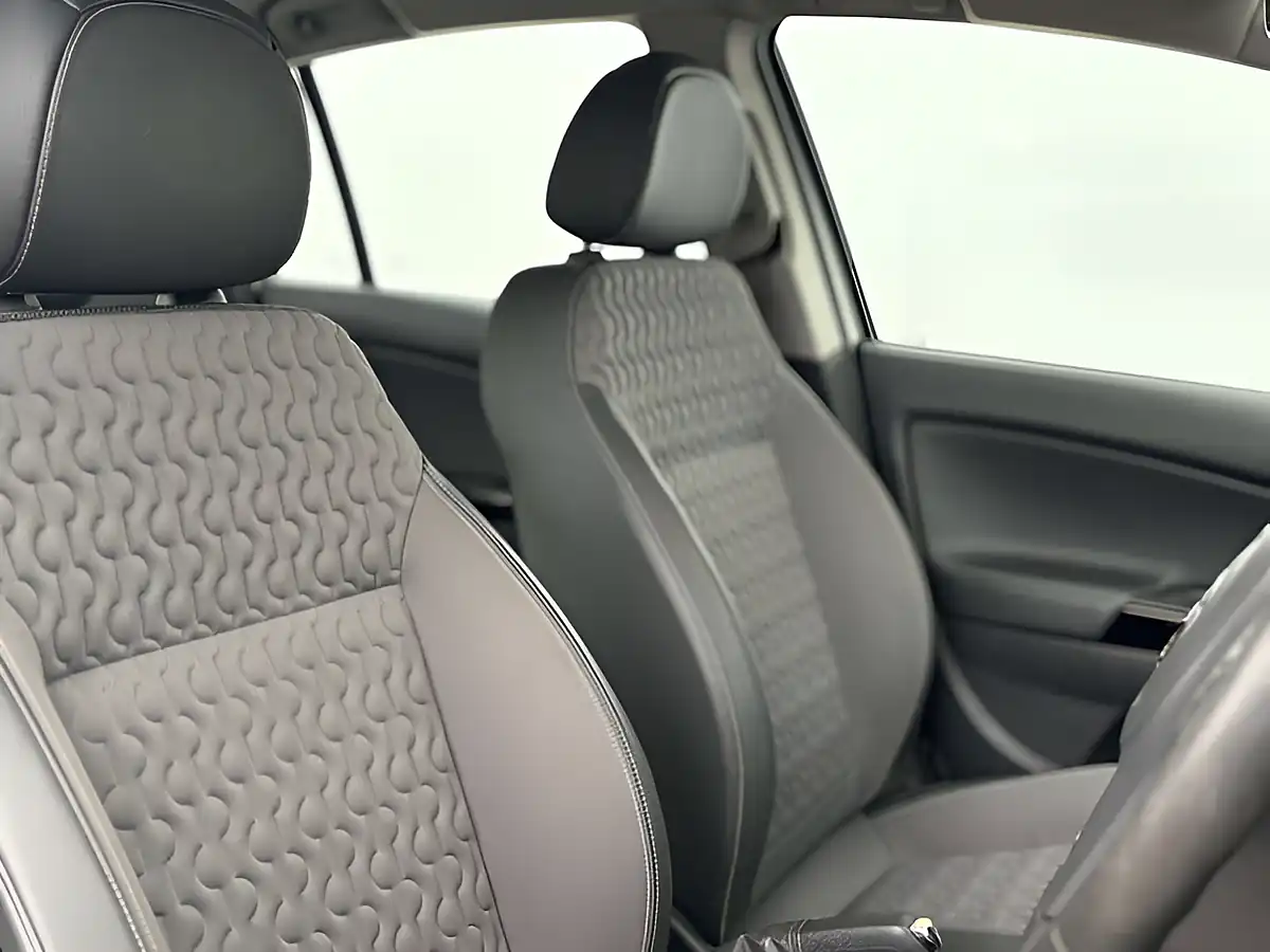 Used 2014 Vauxhall Corsa Se Star Silver - Interior and Exterior details 10