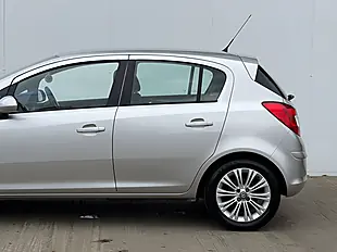Used 2014 Vauxhall Corsa Se Star Silver - Interior and Exterior details 17