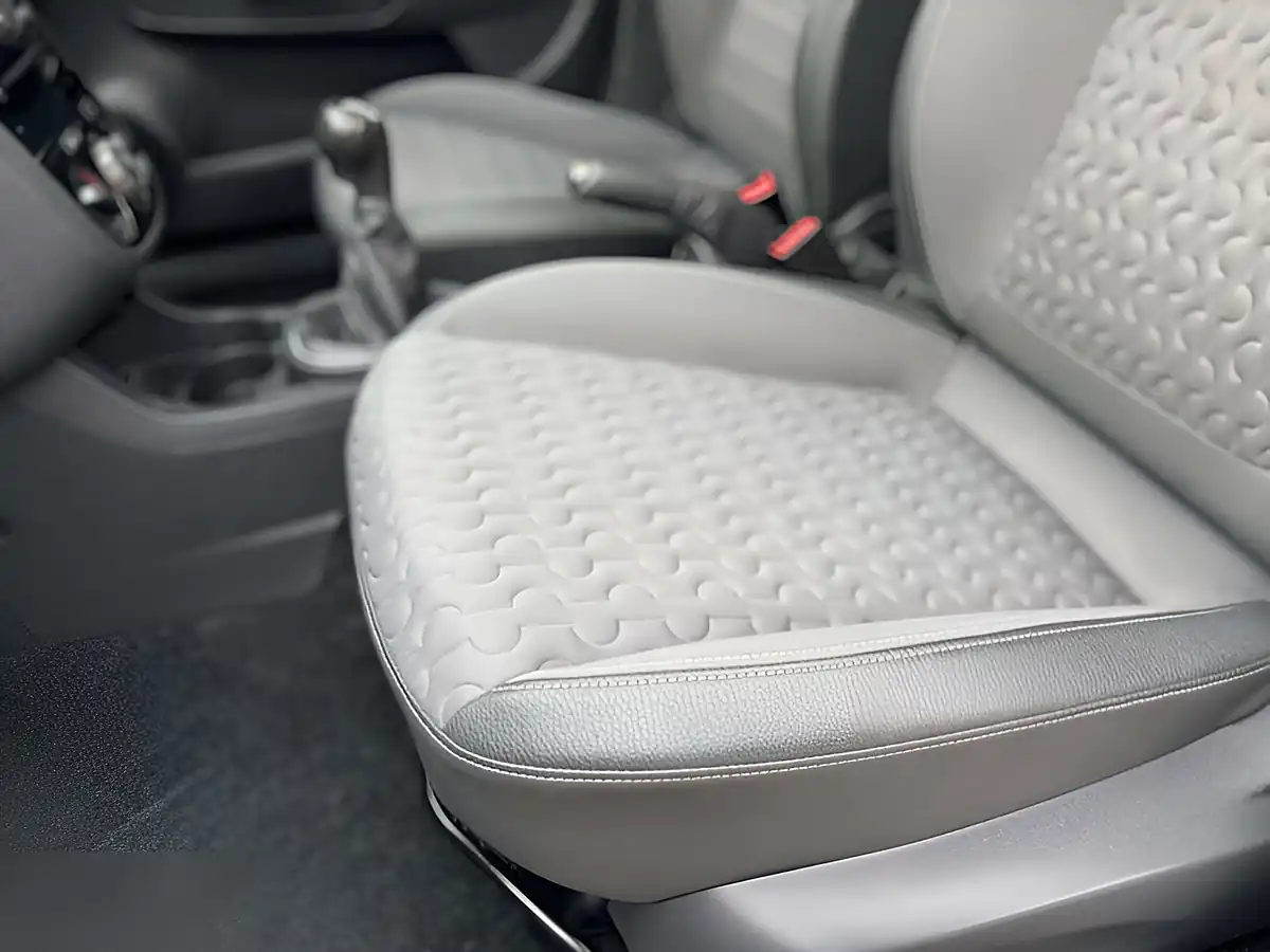 Used 2014 Vauxhall Corsa Se Star Silver - Interior and Exterior details 19