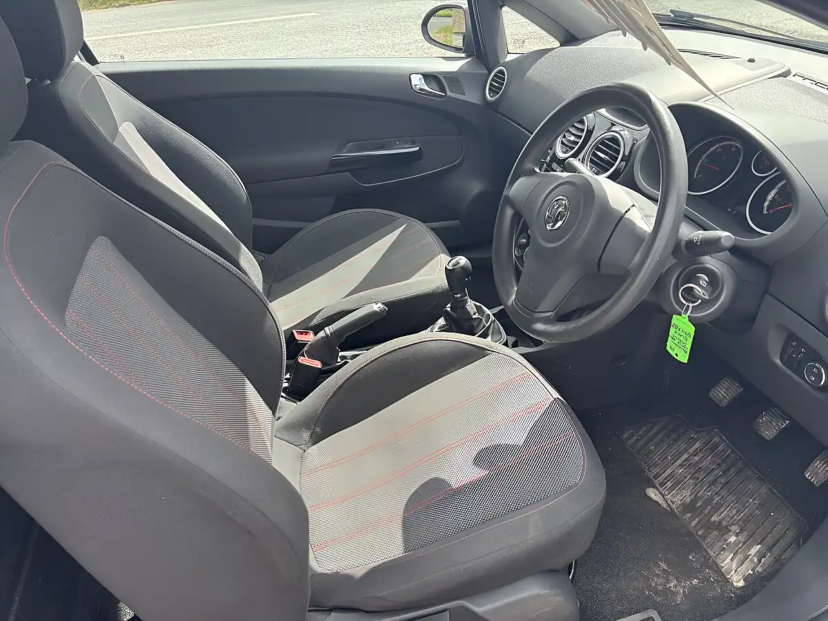 Used 2014 Vauxhall Corsa Sportive Black - Interior and Exterior details 11