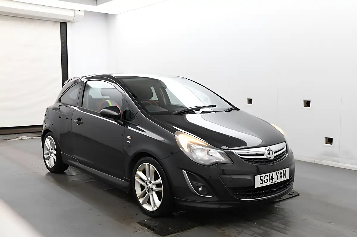 Used 2014 Vauxhall Corsa Sri Black - Front View