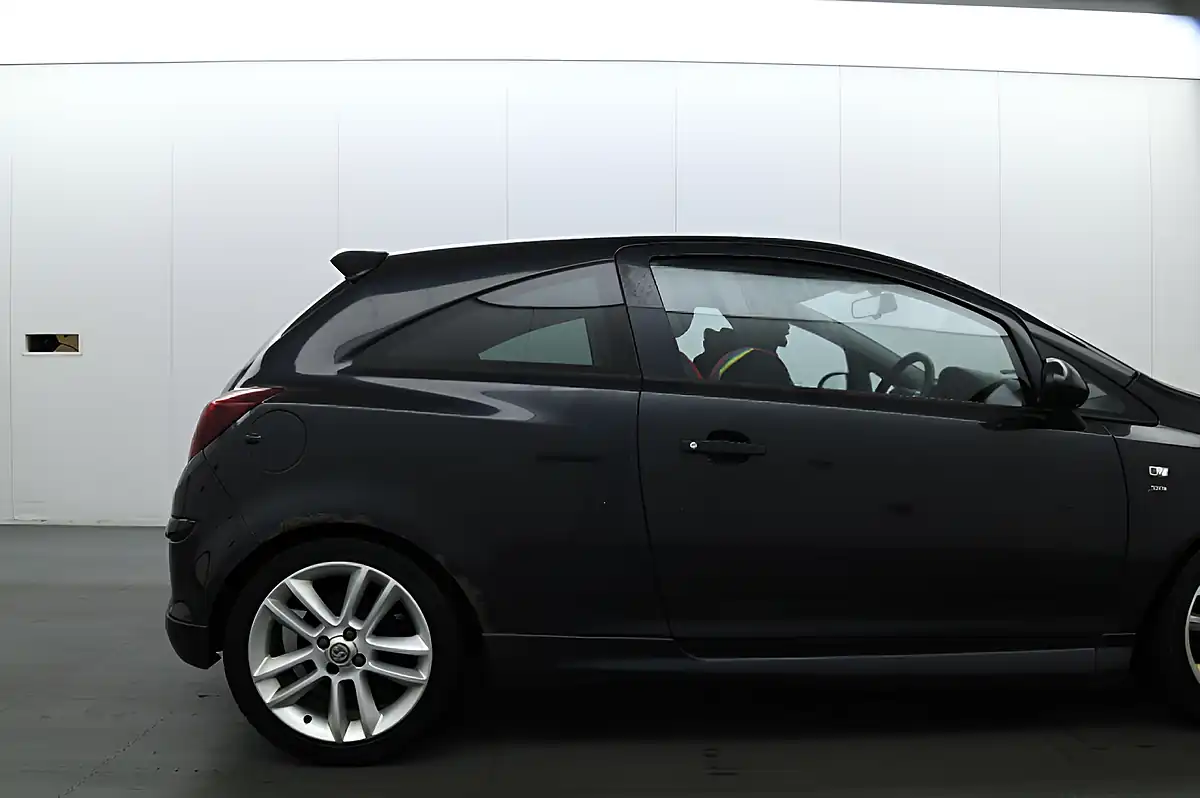 Used 2014 Vauxhall Corsa Sri Black - Interior and Exterior details 11