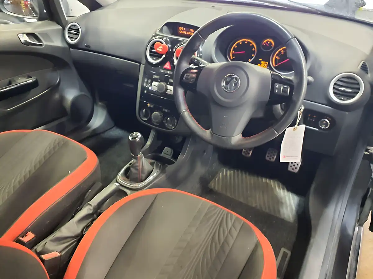 Used 2014 Vauxhall Corsa Sri Black - Interior and Exterior details 13