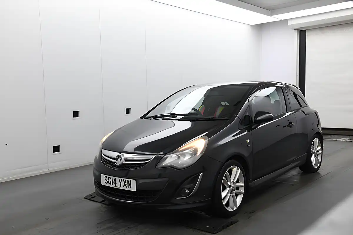 Used 2014 Vauxhall Corsa Sri Black - Interior and Exterior details 2