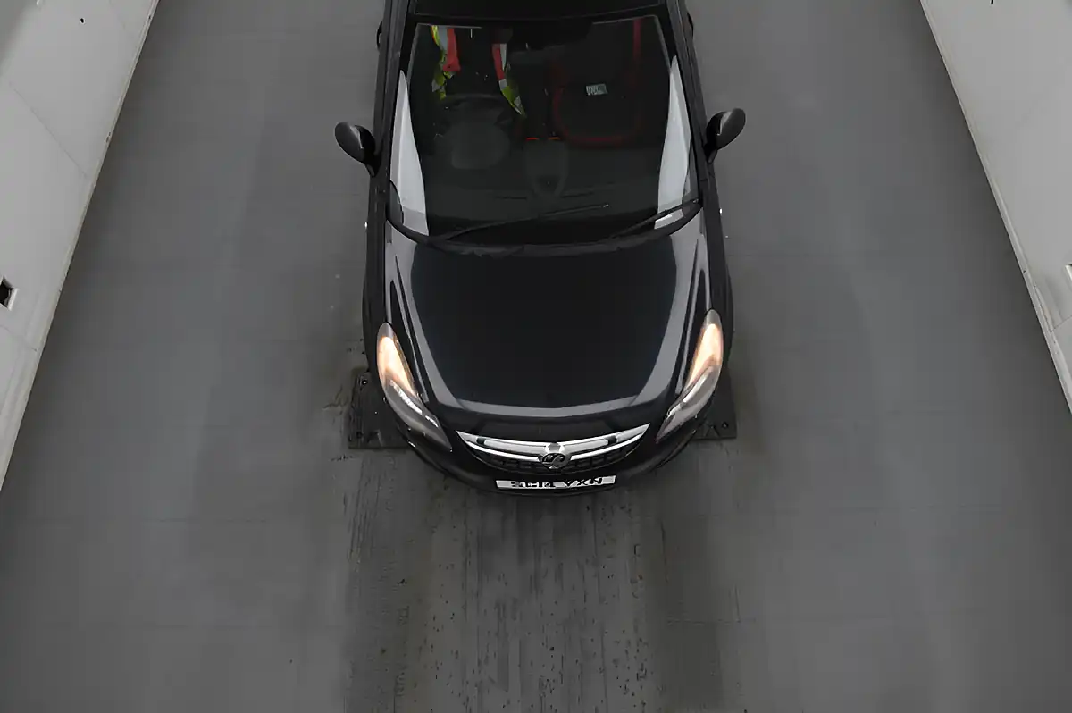 Used 2014 Vauxhall Corsa Sri Black - Interior and Exterior details 5