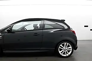 Used 2014 Vauxhall Corsa Sri Black - Interior and Exterior details 6