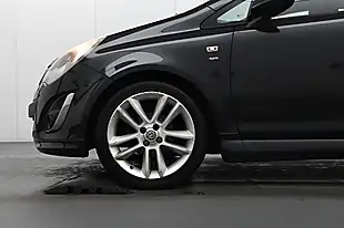 Used 2014 Vauxhall Corsa Sri Black - Interior and Exterior details 7