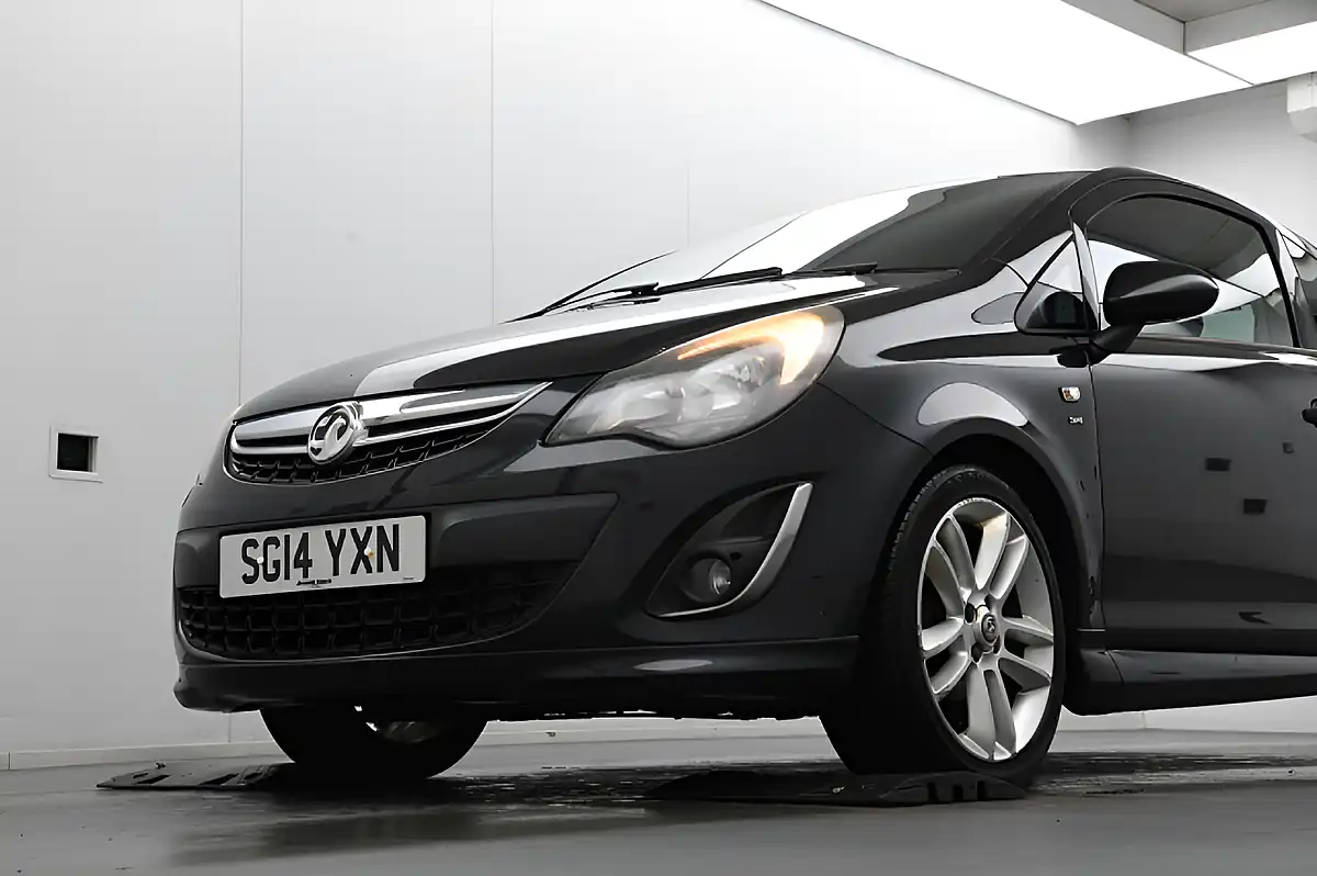 Used 2014 Vauxhall Corsa Sri Black - Interior and Exterior details 8