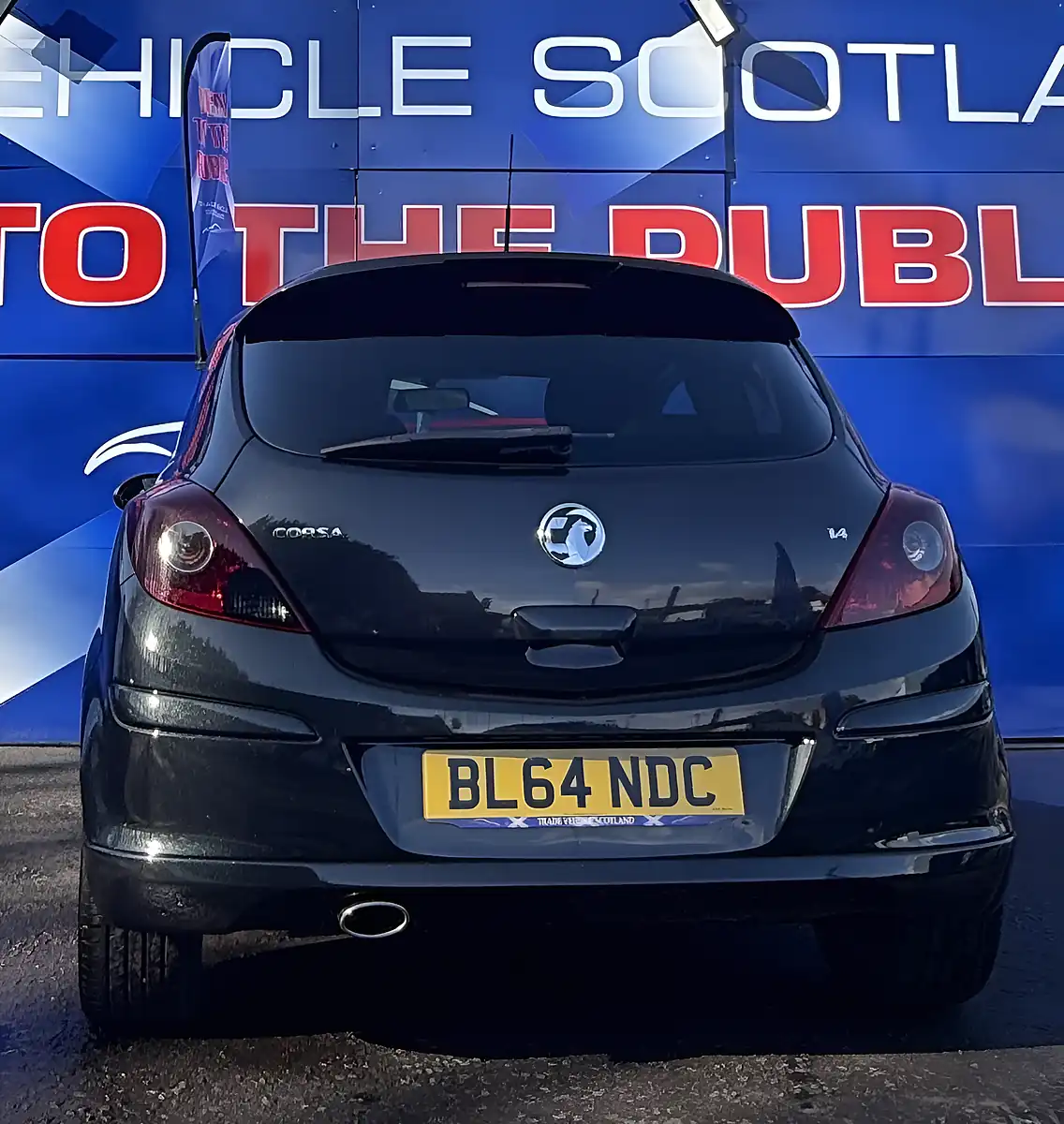 Used 2014 Vauxhall Corsa Sri Black - Interior and Exterior details 12