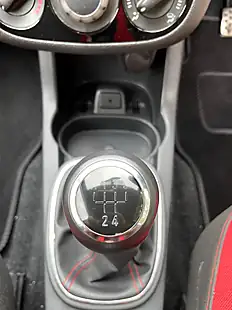 Used 2014 Vauxhall Corsa Sri Red - Interior and Exterior details 15