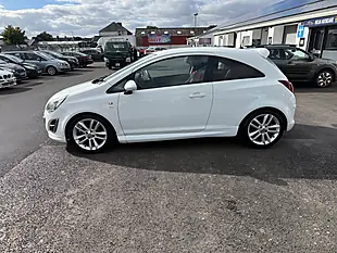 Used 2014 Vauxhall Corsa Sri White - Interior and Exterior details 7