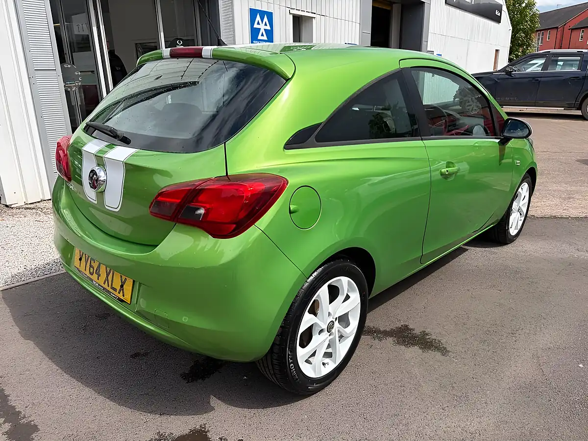 Used 2014 Vauxhall Corsa Sting Green - Interior and Exterior details 8