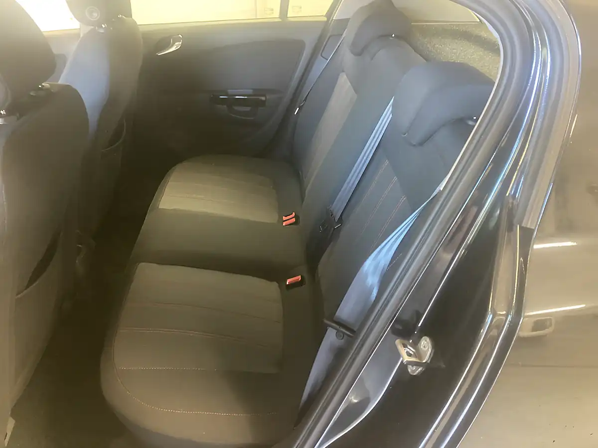 Used 2014 Vauxhall Corsa Sxi Ac Black - Interior and Exterior details 20