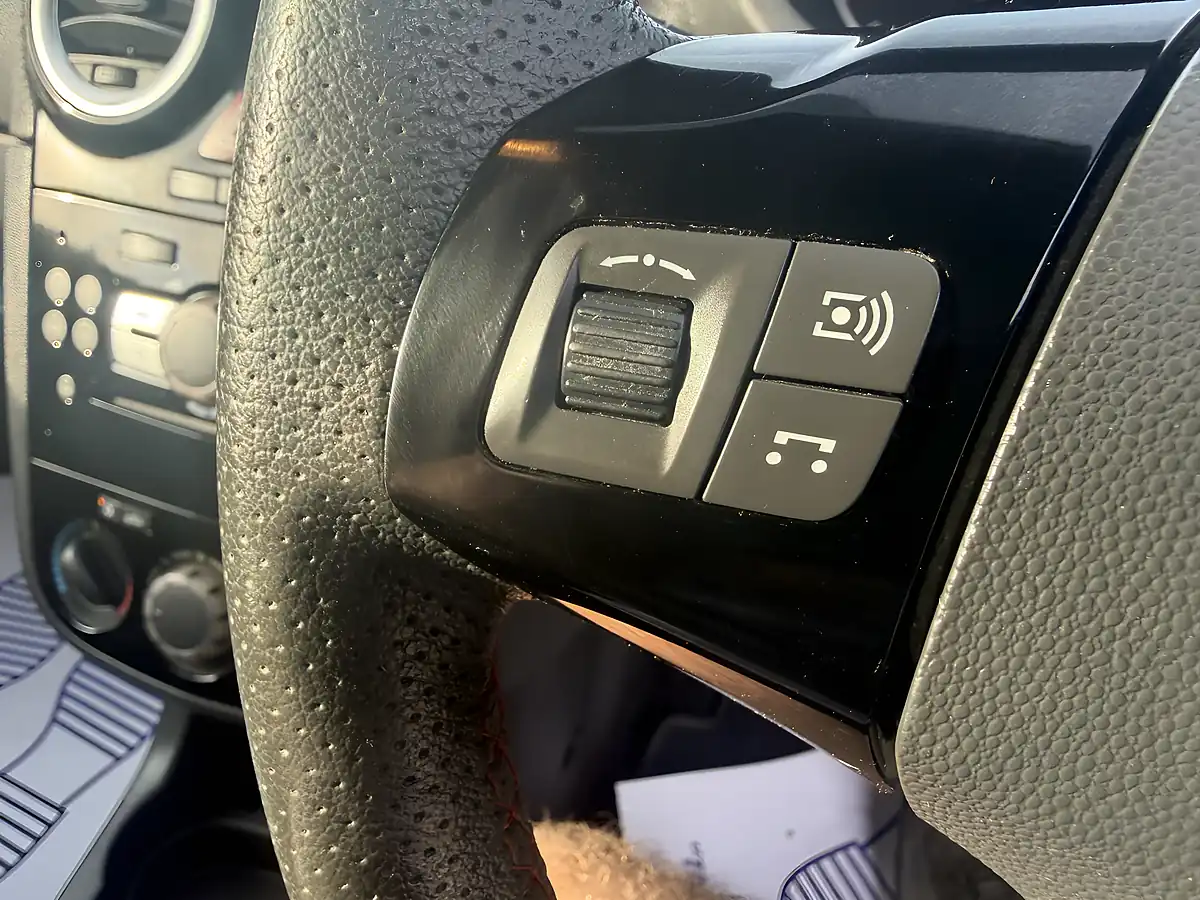 Used 2014 Vauxhall Corsa Sxi Black - Interior and Exterior details 14