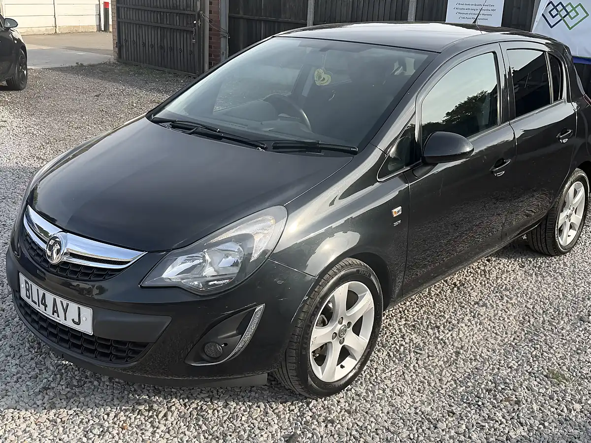 Used 2014 Vauxhall Corsa Sxi Black - Interior and Exterior details 3