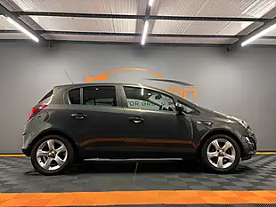 Used 2014 Vauxhall Corsa Sxi Grey - Interior and Exterior details 5