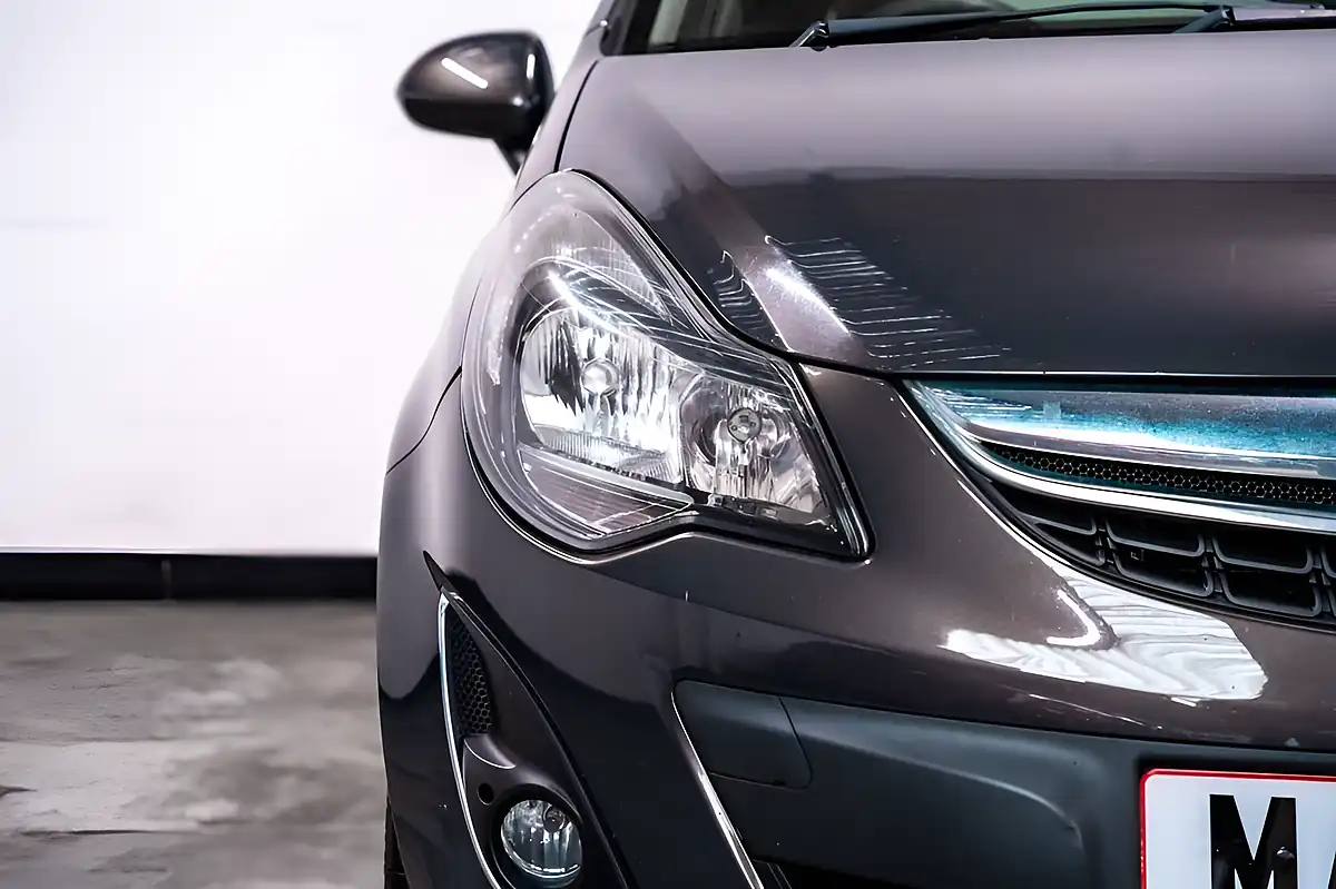 Used 2014 Vauxhall Corsa Sxi Grey - Interior and Exterior details 13