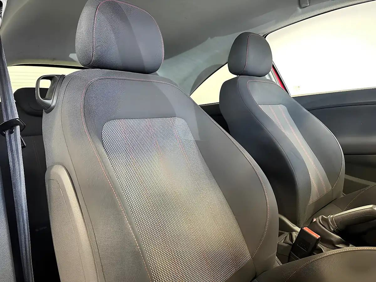 Used 2014 Vauxhall Corsa Sxi Red - Interior and Exterior details 11