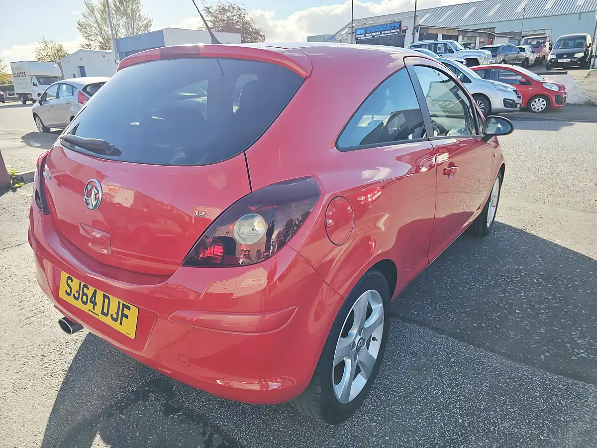 Used 2014 Vauxhall Corsa Sxi Red - Interior and Exterior details 3
