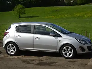 Used 2014 Vauxhall Corsa Sxi Silver - Interior and Exterior details 13