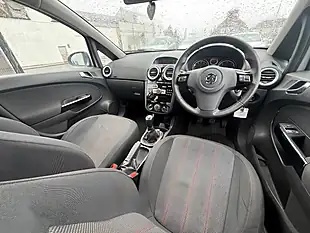 Used 2014 Vauxhall Corsa Sxi Silver - Interior and Exterior details 11