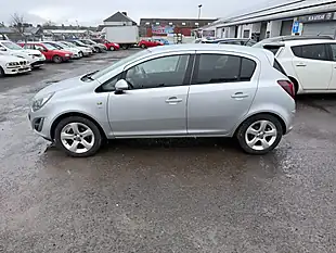 Used 2014 Vauxhall Corsa Sxi Silver - Interior and Exterior details 8