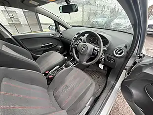Used 2014 Vauxhall Corsa Sxi Silver - Interior and Exterior details 9