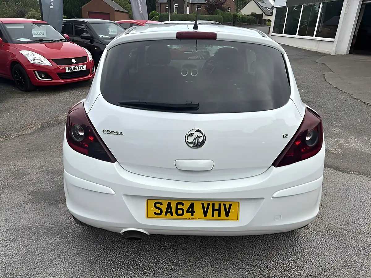 Used 2014 Vauxhall Corsa Sxi White - Interior and Exterior details 8