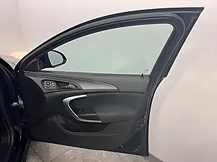 Used 2014 Vauxhall Insignia Design Black - Interior and Exterior details 12
