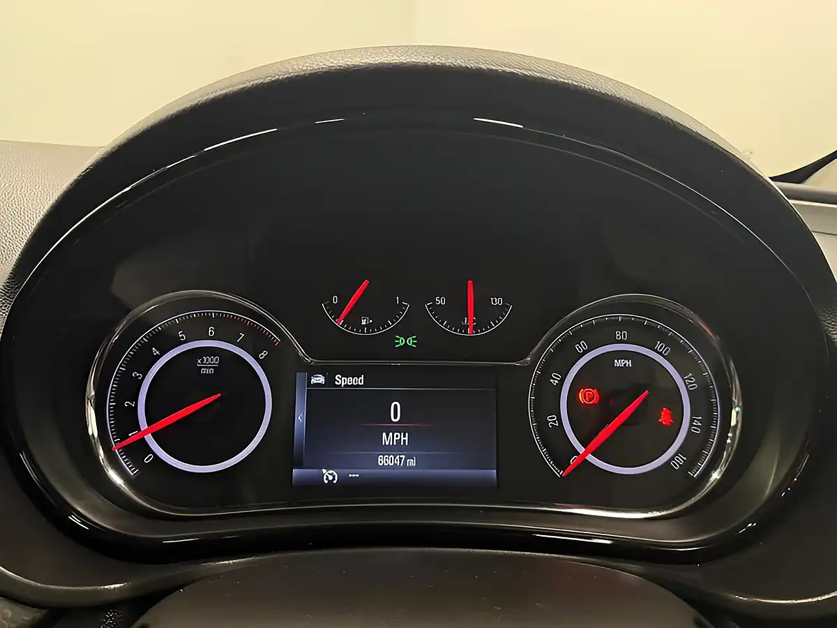 Used 2014 Vauxhall Insignia Design Black - Interior and Exterior details 15